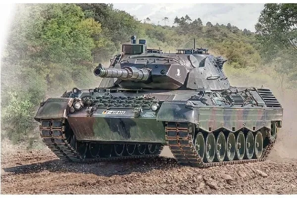 Alternativ bild 0 för 1:35 Leopard 1A5
