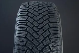 Produktfoto för 235/50R18 GOODYEAR ULTRA GRIP ICE 3 FRIKTION