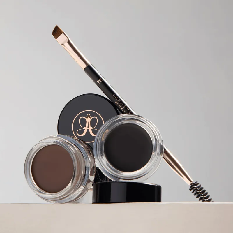 Bild 10 för Anastasia Beverly Hills Dip Brow Pomade Blonde