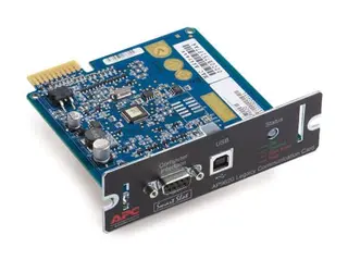 Produktfoto för APC Legacy Communications SmartSlot Card - Adapter för administration på distans - SmartSlot - USB, seriell - svart - för Smart-UPS 1000, 2200, 3000  Smart-UPS RT 3000, 5000  Smart-UPS X 1000, 1500, 2000, 3000