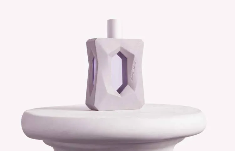 Bild 3 för Ariana Grande God Is A Woman Eau de Parfum 30 ml