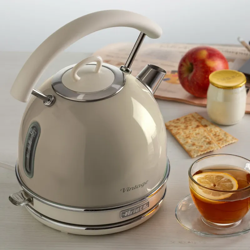 Bild 2 för Ariete Vattenkokare 1,7 liter beige