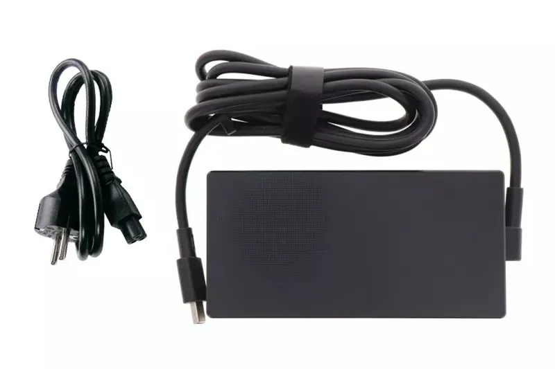 Alternativ bild 0 för Asus AC Adapter 150W 20V 3P Rektangulär