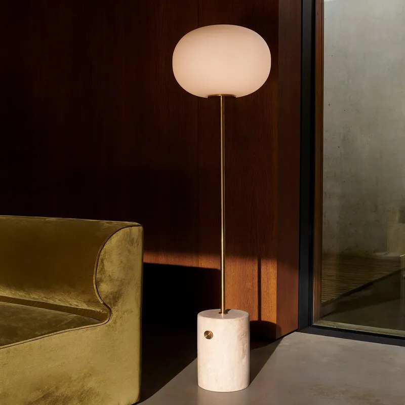 Bild 1 för Audo Copenhagen - JWDA Golvlampa Travertine Brushed Brass Audo Copenhagen