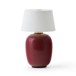 Produktfoto för Audo Copenhagen - Torso Table Lamp Portable - Bärbar lampa - Ruby - H20 x Ø12 cm