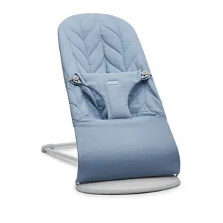 Produktfoto för BabyBjörn Babysitter Bliss Petal Quilt (Blå)