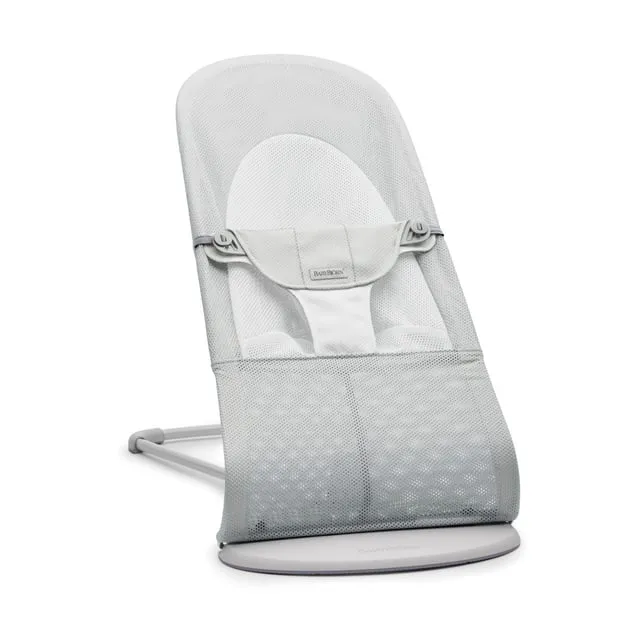 Alternativ bild 0 för Babybjörn Balance Soft mesh, silver/vit/grå ram, Silver/vit/grå ram
