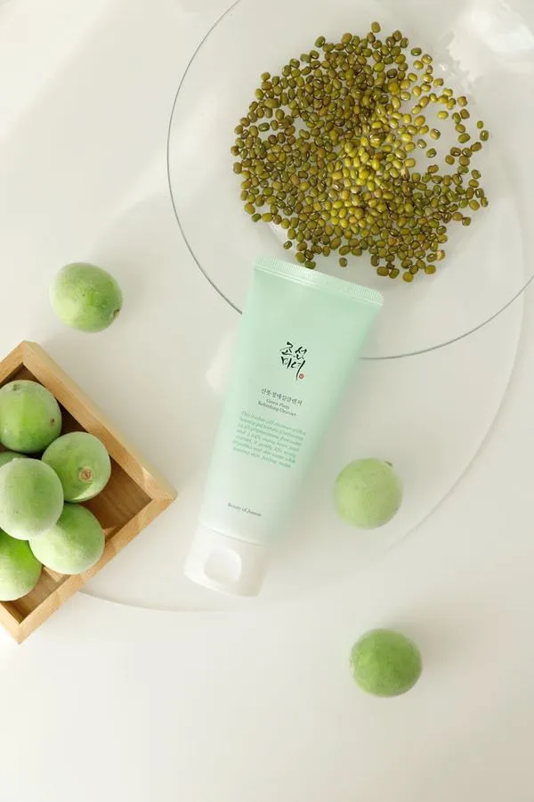 Bild 2 för Beauty of Joseon Green Plum Refreshing Cleanser 100 ml