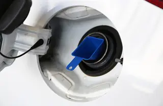 Produktfoto för Bell Add blå tragt til benzin additiv