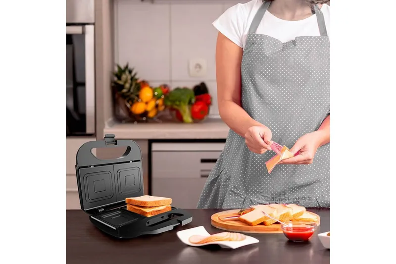 Bild 2 för Black & Decker Smörgåsgrillar Sandwich Maker Classic