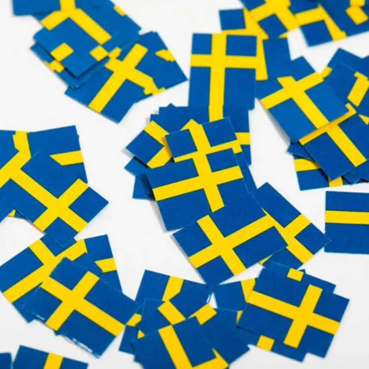 Alternativ bild 0 för Bordskonfetti Svenska Flaggan 150st