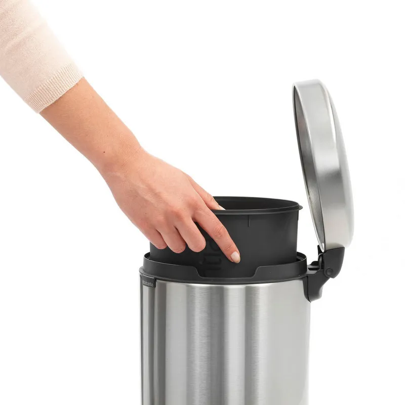 Bild 3 för BRABANTIA Papperskorg Pedalhink New Icon 5L