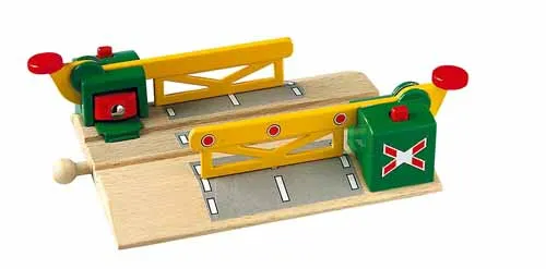 Alternativ bild 0 för Brio Magnetic Action Crossing