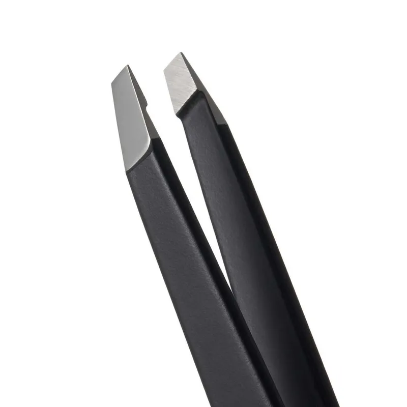 Bild 4 för Browgame Cosmetics Signature Tweezer Slanted - Soft Touch Blackout