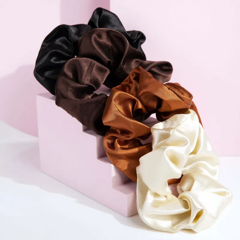 Bild 2 för Brushworks Satin Scrunchies