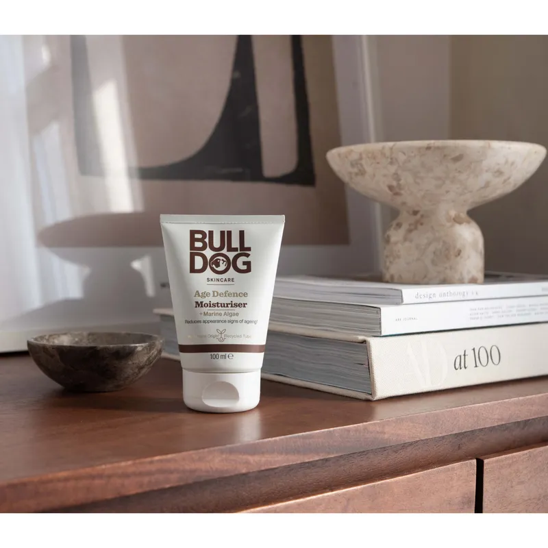 Bild 2 för Bulldog Age Defence Moisturiser 100 ml