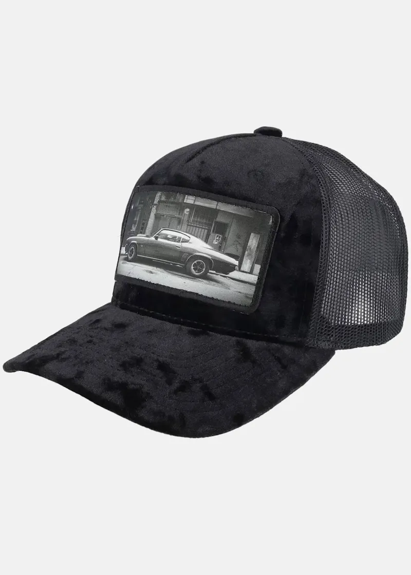 Bild 2 för Calza Pennello - Svart trucker Keps - American Muscle Car In The Street Velvet Black A-Frame Trucker @ Hatstore
