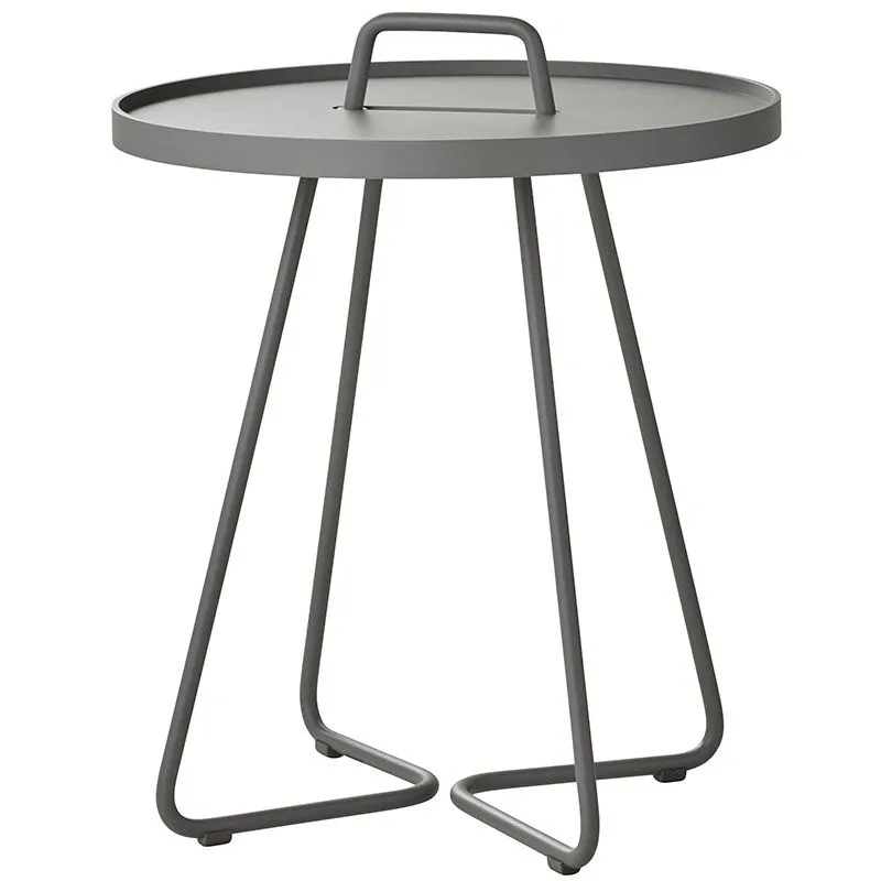 Alternativ bild 0 för Cane-Line, On The Move 44 cm Light grey