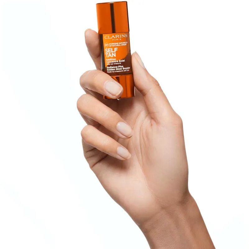 Bild 2 för Clarins - Radiance-Plus Golden Glow Booster For Face 15 ml på Skincity.com