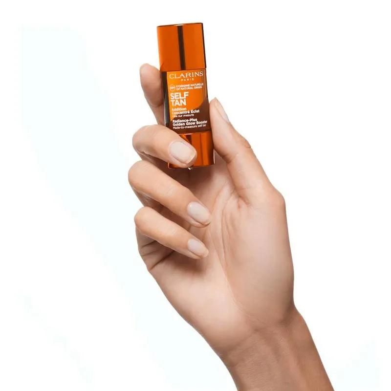 Bild 3 för Clarins - Radiance-Plus Golden Glow Booster For Face 15 ml på Skincity.com