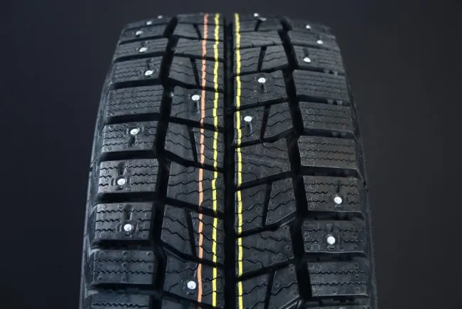 Bild 1 för Continental VanContact Ice ( 195/70 R15C 104/102R, Dubbade )