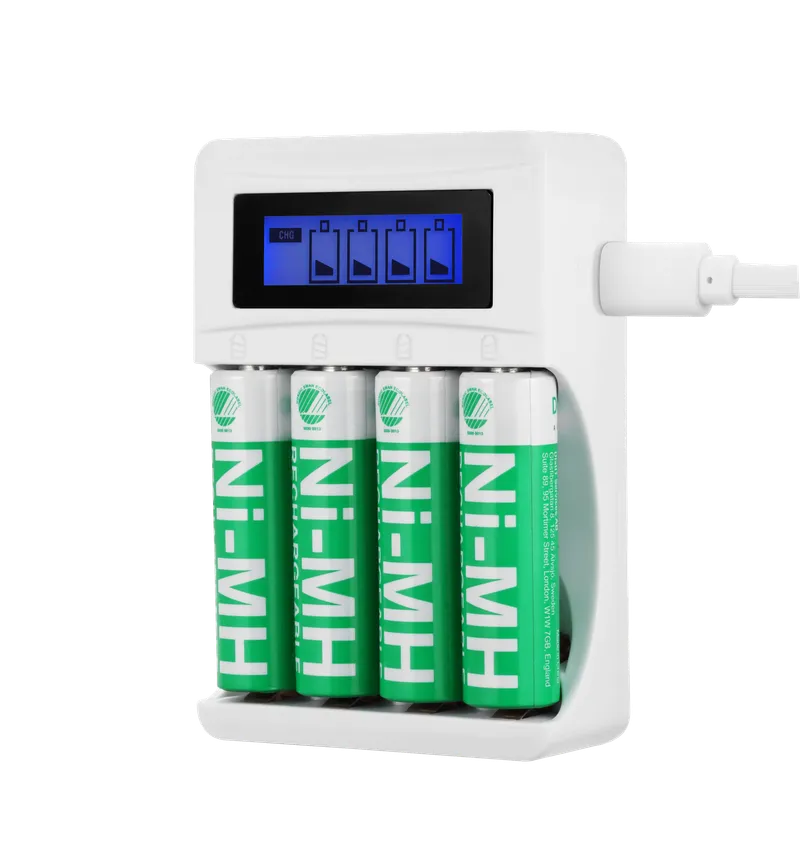 Bild 1 för DELTACO - 4-6 tim. batteriladdare - (för 4xAA/AAA) + batteri 4 x AA-typ - vit
