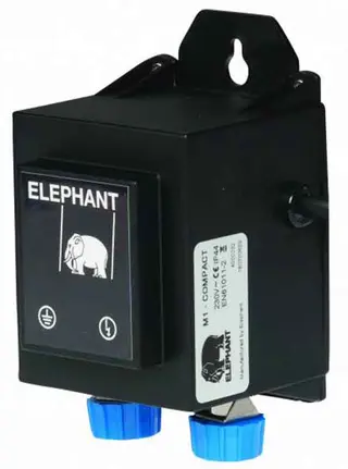 Produktfoto för ELEPHANT Elstängsel M1 Compact5, 230Vspets 2600V, Impulsenergi 0,1 joule laddningsenergi 0,12 joule