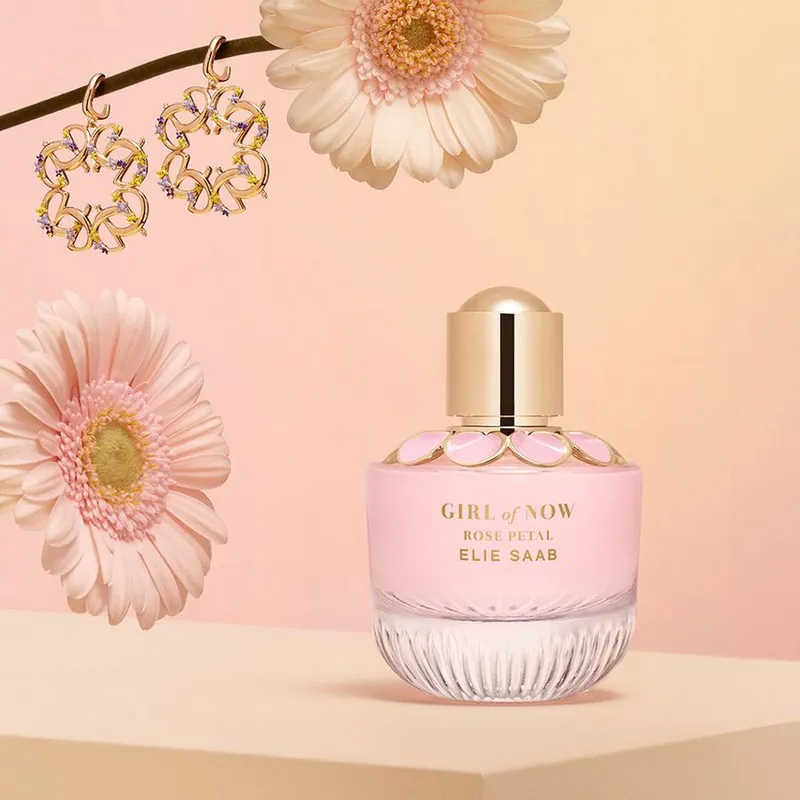 Bild 3 för Elie Saab Rose Petal Eau de Parfum 50 ml