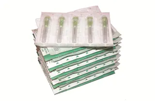 Produktfoto för Engångskanyl 1,25x25mm, 100-pack till djur