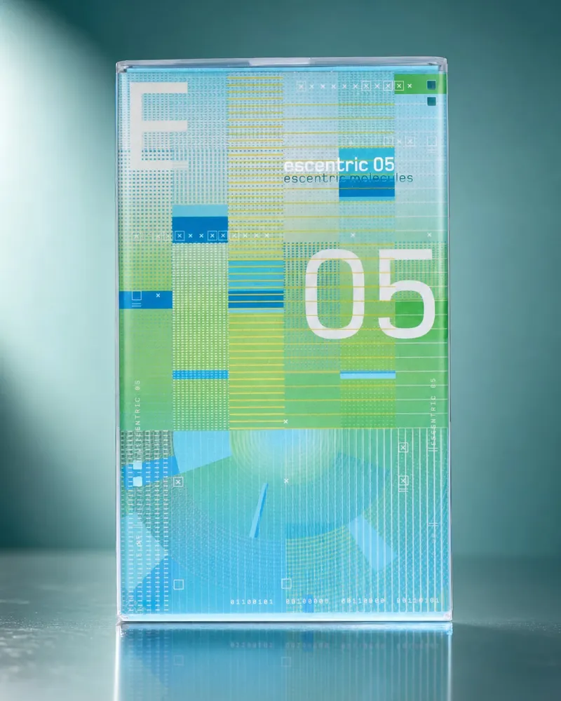 Bild 2 för Escentric Molecules Escentric 05 cased 30 ml