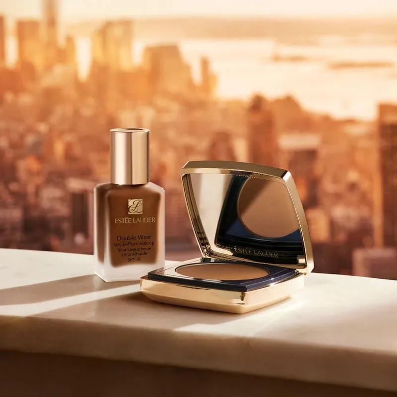 Bild 3 för Estée Lauder Double Wear Stay-in-Place Matte Powder Foundation SPF10 C
