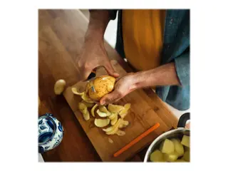 Produktfoto för Fiskars Functional Form Peeling knife