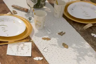 Produktfoto för Formskurna bröllopsdekorationer i trä - 18 st
