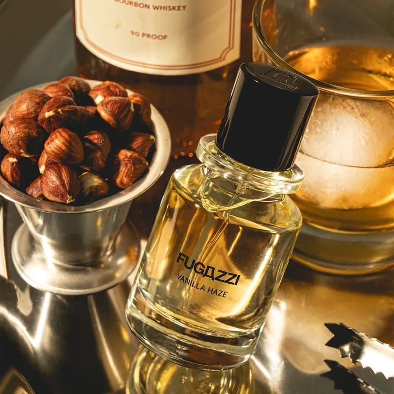 Bild 3 för Fugazzi Vanilla Haze Extrait De Parfum 100ml