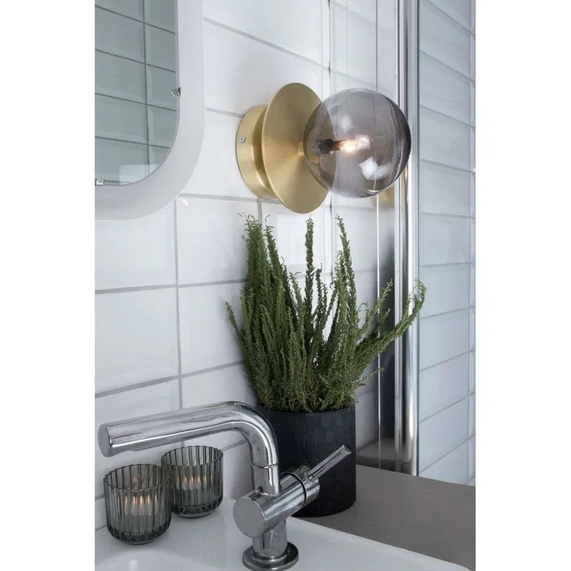 Bild 1 för Globen Lighting - Art Deco Plafond/Vägglampa IP44 Brushed Brass