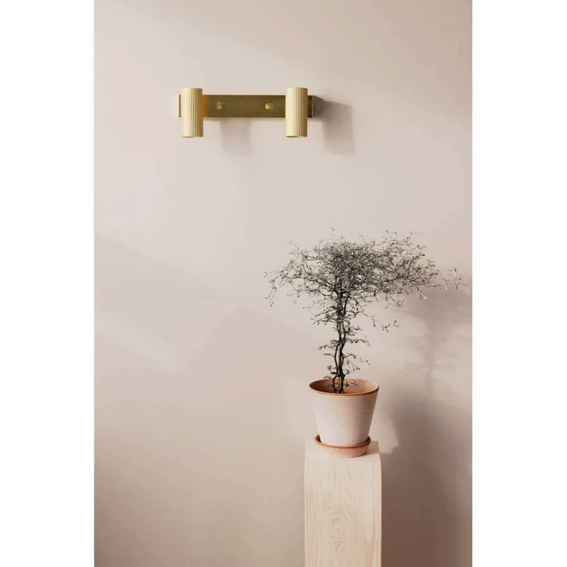Bild 1 för Globen Lighting - Hubble 2 Vägglampa Brushed Brass