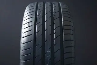 Produktfoto för Goodride Solmax 1 (255/55 R19 111W)