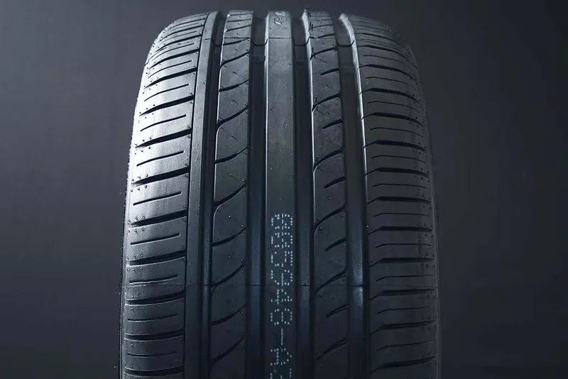Bild 2 för Goodride Sport SA-37 (245/35 R20 95Y)