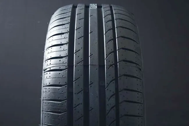 Bild 1 för Goodride ZuperEco Z-107 (165/70 R14 81T)