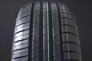 Produktfoto för Goodyear EfficientGrip 2 SUV ( 235/60 R18 103V EVR )