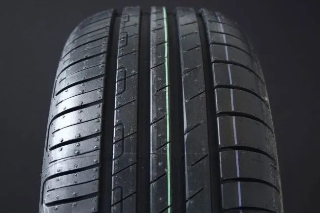 Bild 1 för Goodyear EfficientGrip Performance ( 205/45 R17 88V XL EDT )