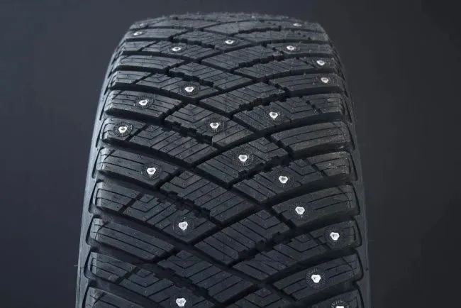 Bild 1 för Goodyear Ultra Grip Ice Arctic ( 185/60 R15 88T XL, Dubbade )