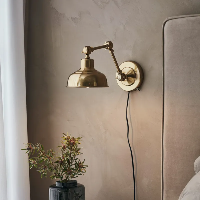 Bild 2 för GRIMSTAD - Dark Brass Wall