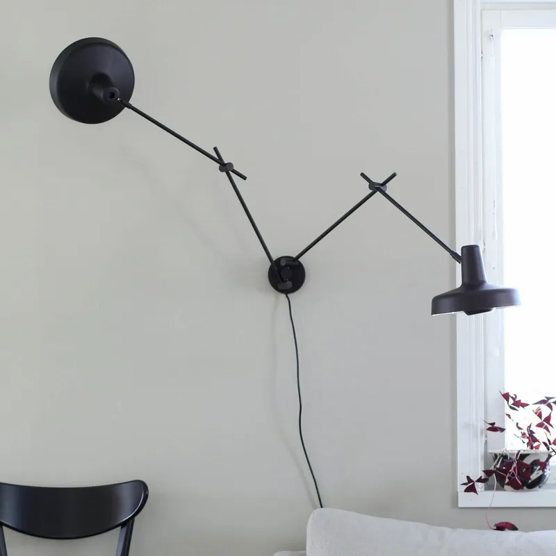 Bild 1 för Grupa Products - Arigato 2 Vägglampa Svart Grupa