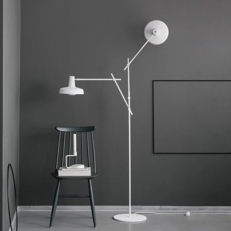Alternativ bild 0 för Grupa Products - Arigato Golvlampa Dubbel Vit Grupa