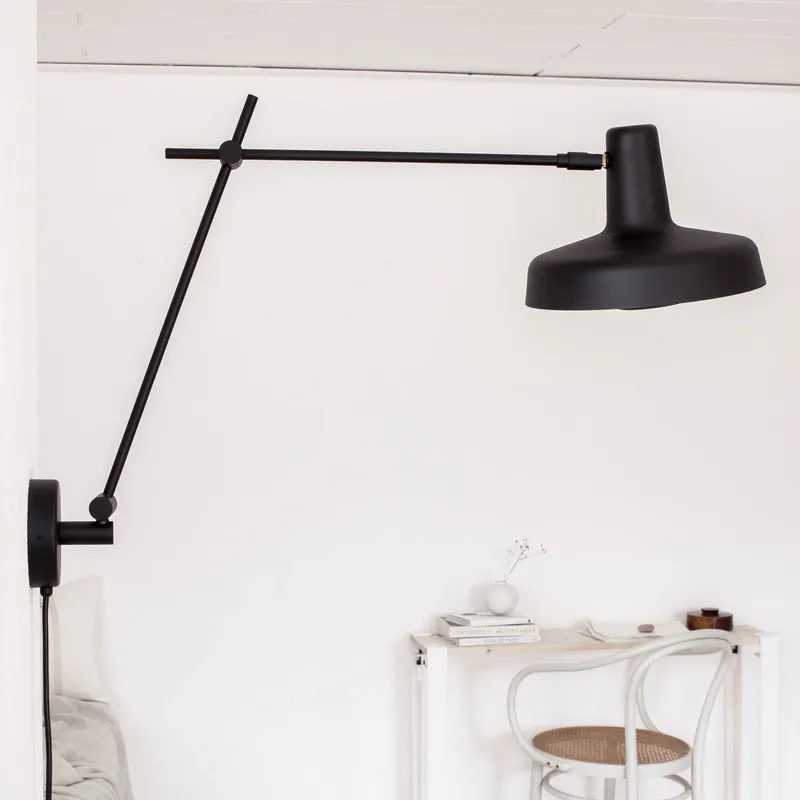 Bild 3 för Grupa Products - Arigato Vägglampa Svart Grupa