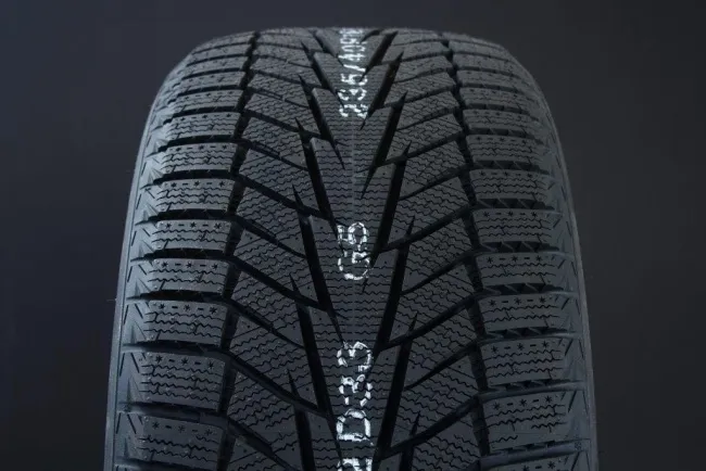 Bild 1 för Hankook Winter i*cept X RW10 ( 265/70 R15 112T, Nordiska vinterdäck SBL )