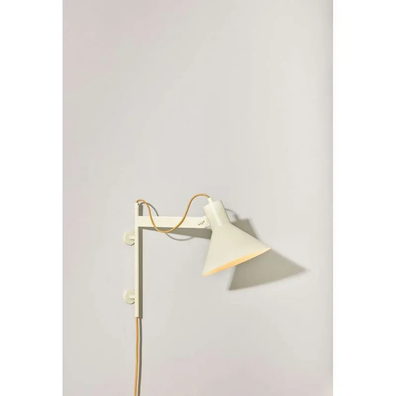 Bild 1 för Hübsch - Studio Vägglampa Light Green Hübsch
