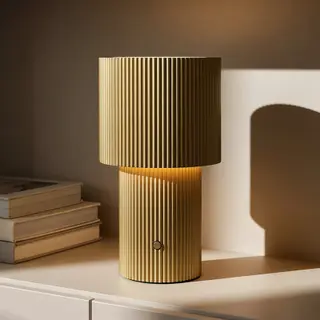 Produktfoto för Iluma LED-bordslampa med uppladdningsbart batteri, guldfärgad, höjd 22,1 cm – Belid - Vardagsrum - Modern - Aluminium - Med en ljuskälla