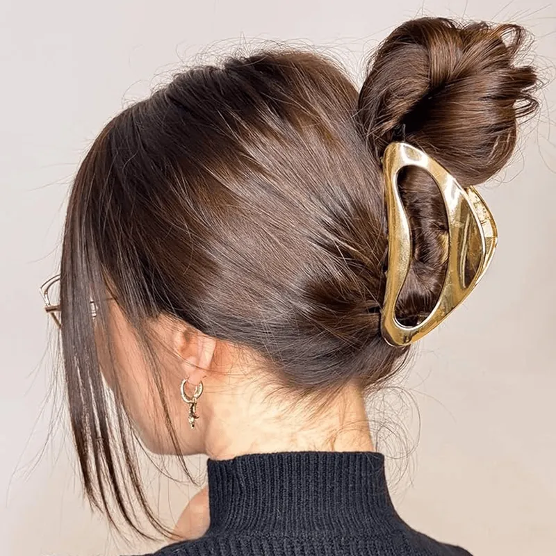 Bild 4 för Invisibobble Fashion Clipstar Gold Luxe Hair Claw